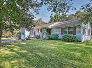 47 Chestnut Hill Rd, Glocester, RI 02814
