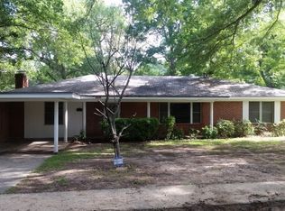 210 Parkhurst Ave, Bastrop, LA 71220