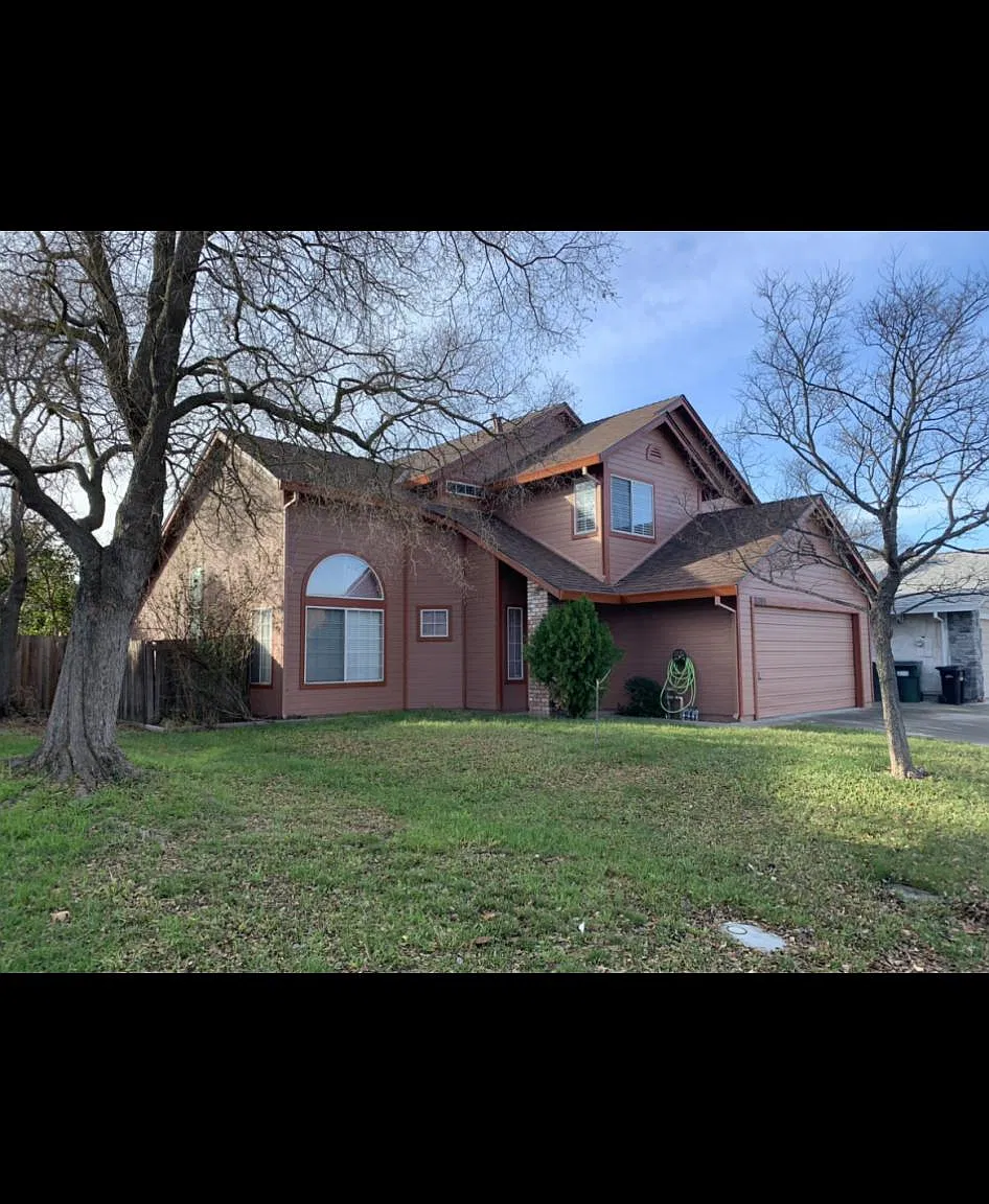 8361 Stonybeck Cir — Photo 1