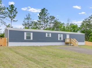 266 E Laurel Ln, Defuniak Springs, FL 32433