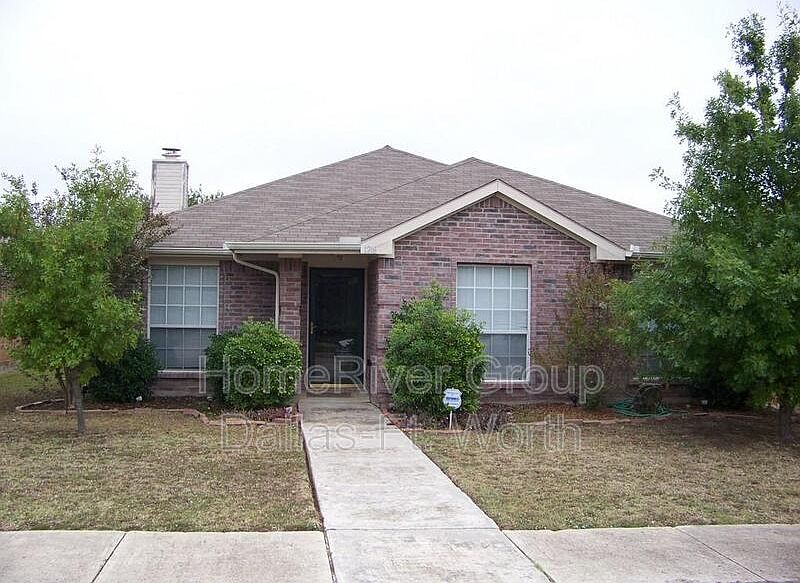 1st image of 1216 Jessica Dr