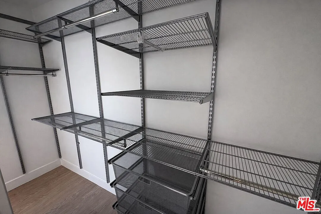 2 bed, 1.0 bath, $3,495 — Photo 3