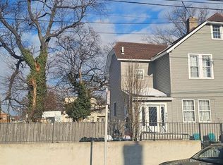 4805 Van Kirk St, Philadelphia, PA 19135