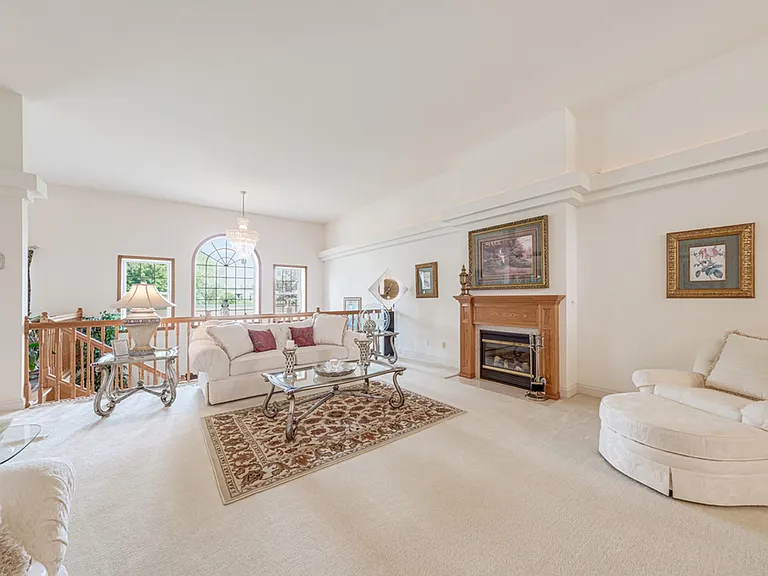 2923 Rutherford Dr — Photo 9