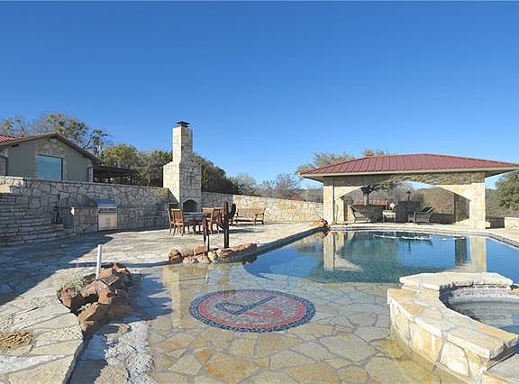 4th image of 2935 Camp Paradise Ct