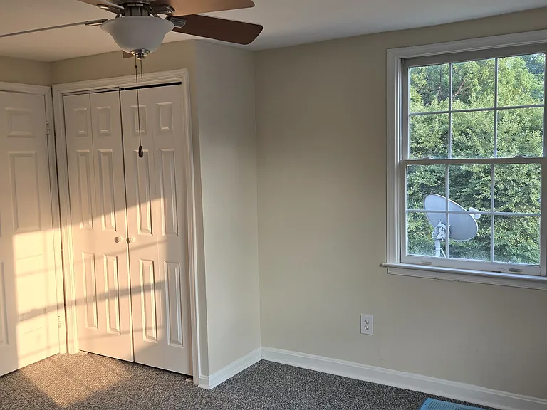 732 Thayer Ave — Photo 18