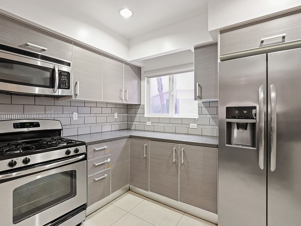 Kitchen with Energy-Efficient Appliances