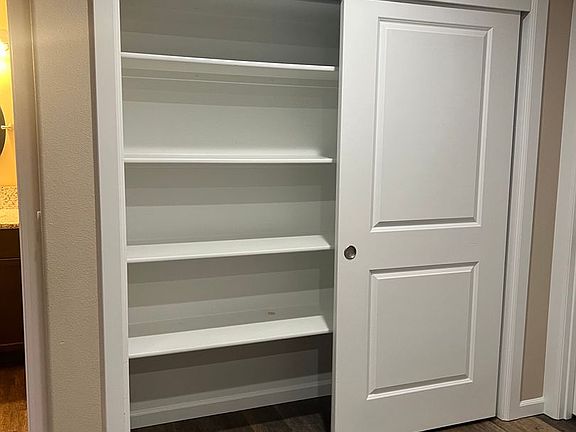 4th image of 4780 Burlwood Loop SE