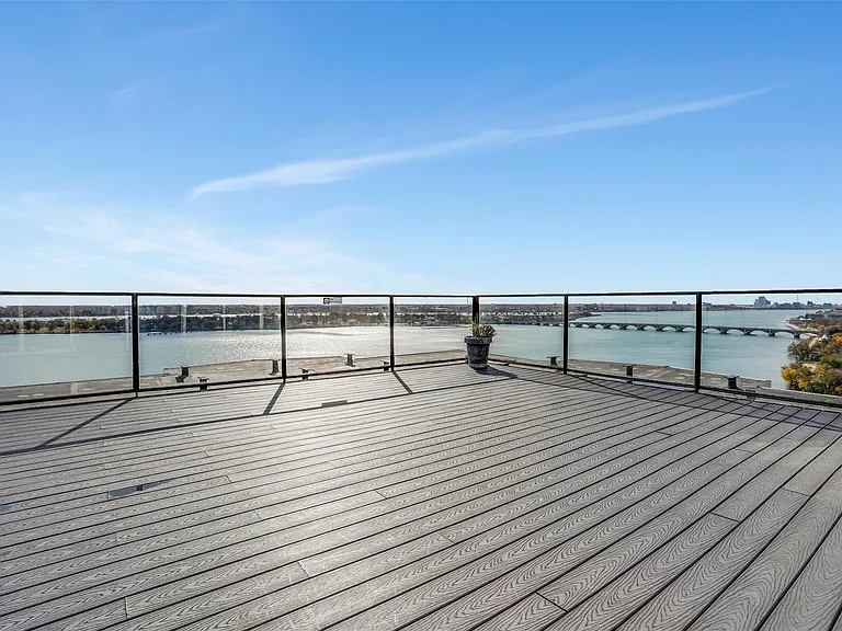 8200 E Jefferson Ave #506 — Photo 4