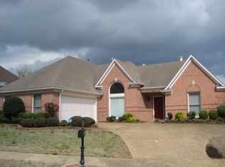 2748 Fletcher Park Cir W, Cordova, TN 38016