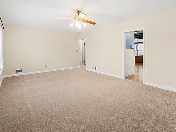 5th image of 1710 Ridgeway Rd