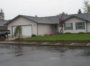 610 S 6th St, Jefferson, OR 97352