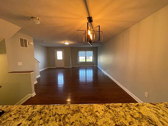 5th image of 5914 Winberry Creek Dr