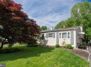 2879 Rossiter Ave, Abington, PA 19001