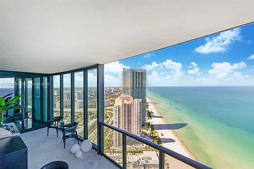 18555 Collins Ave #4305 Photo 1