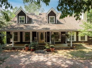 2820 S Crenshaw Rd, Independence, MO 64057