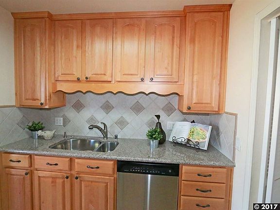 5th image of 370 N Civic Dr APT 505