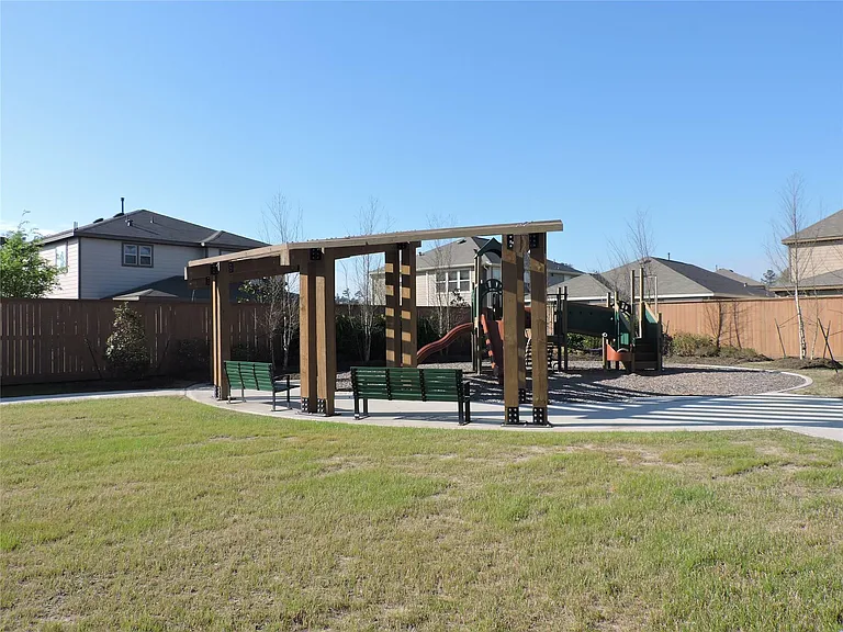 1164 Littleton Ct — Photo 33