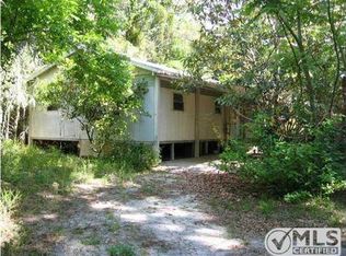 21 Pine Dr, Apalachicola, FL 32320