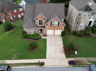 530 Maple Crest Dr, Lawrenceville, GA 30044