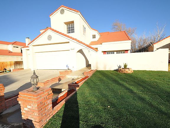 2nd image of 37336 Laramie St