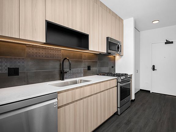 2nd image of 1393 W Lake St #610