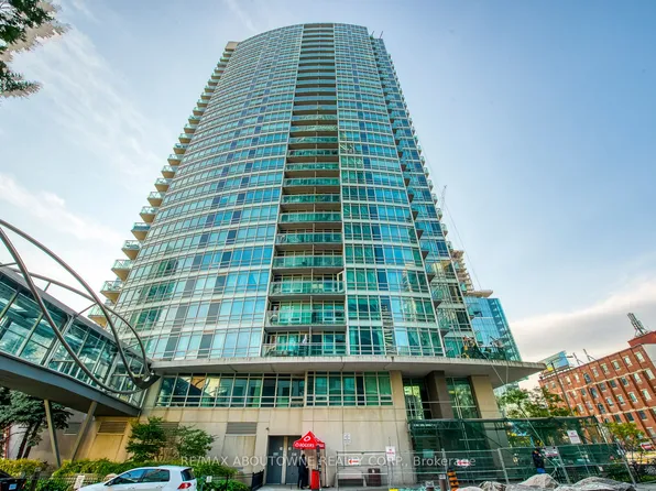 397 Front St W, Toronto, ON
