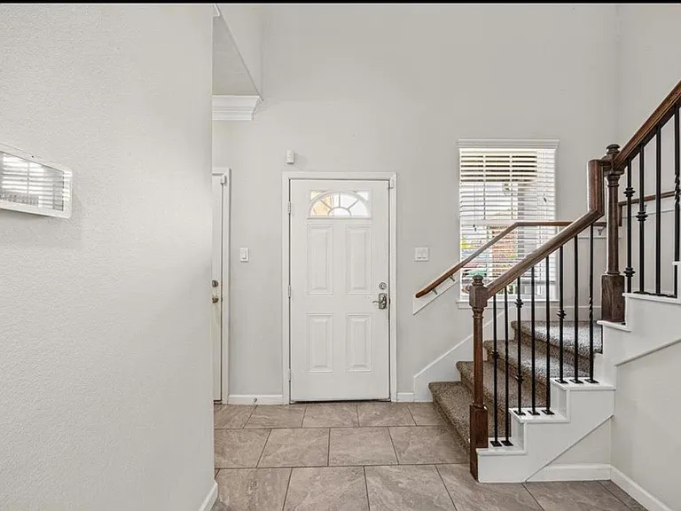 4907 Leamathew St — Photo 5