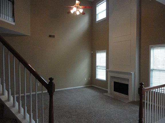 2nd image of 3345 Thorneridge Trl