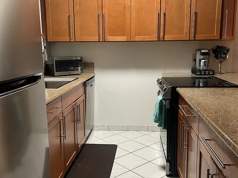 Kitchen. Stainless steel appliances.