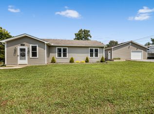 1276 Peter Pond Rd, Ashland City, TN 37015