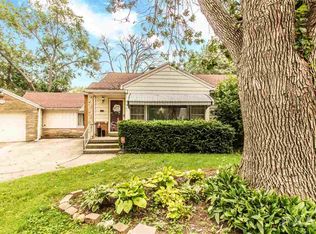 2701 W Wendarm Ct, West Peoria, IL 61604