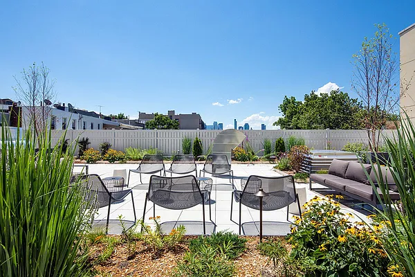 Rented by Compass | media 16