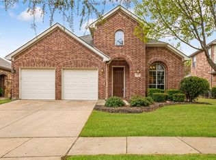 930 Noble Ave, Argyle, TX 76226