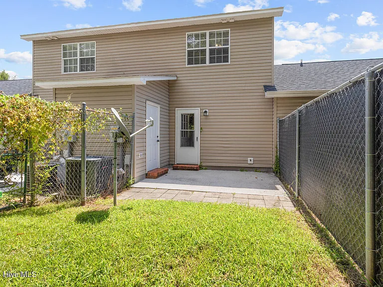 2065 Brandymill Ln — Photo 16