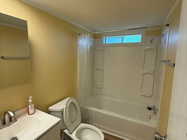 2020 W Barr Rd — Photo 26