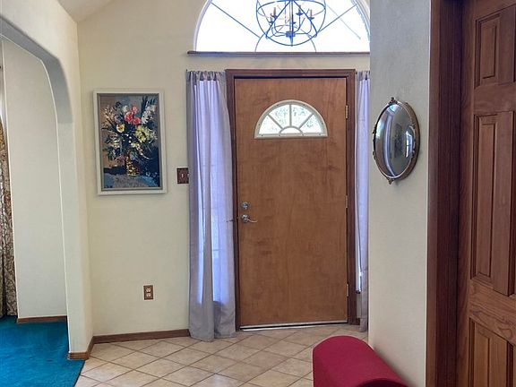 4th image of 34 Amelia Ln