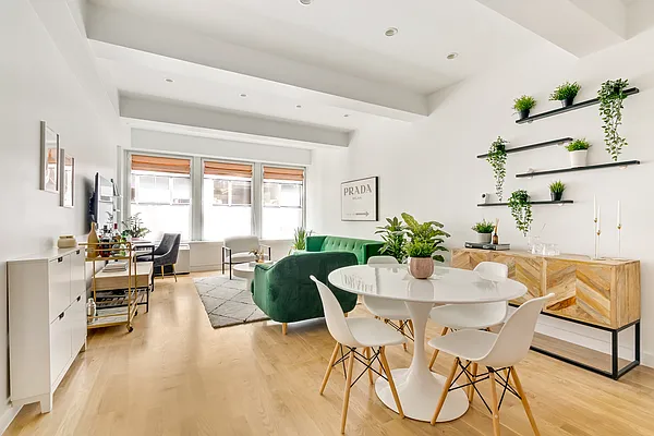 Sold by Compass | media 1