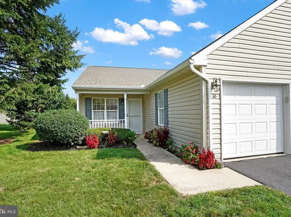 30 Hagarman Dr #30, York, PA 17408