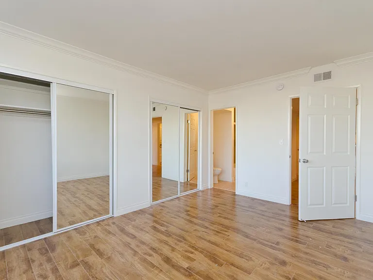 8040 W 83rd St #104 — Photo 31