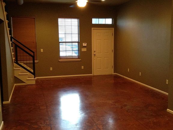 4th image of 204 Chalmette Dr Unit 3