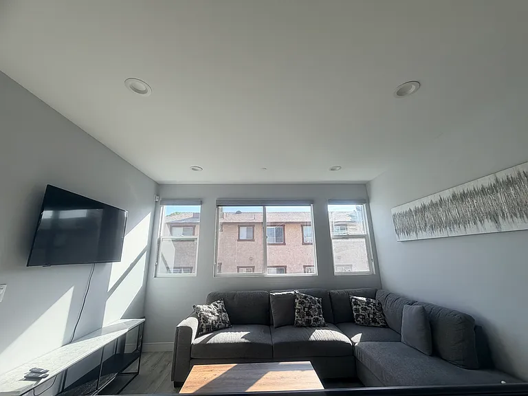2516 Edwards Ave #D — Photo 14