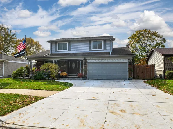 21626 Downing St, Saint Clair Shores, MI 48080