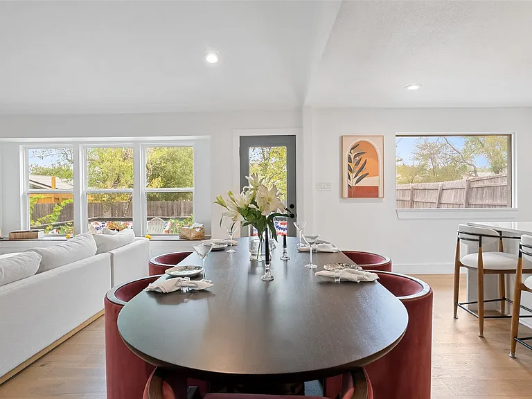 3808 Leafield Dr — Photo 11