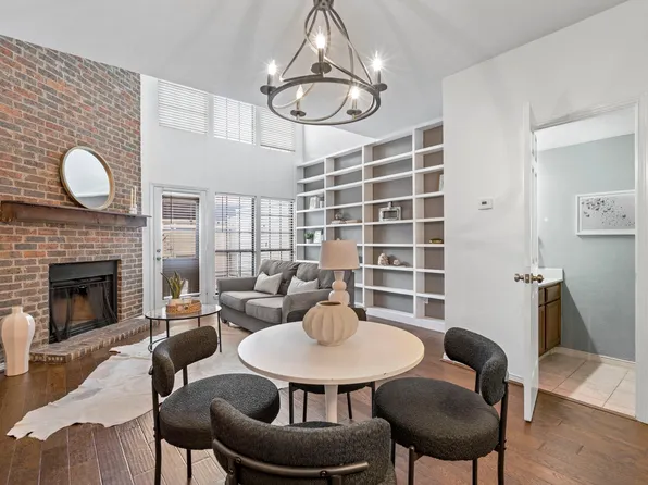 9910 Royal Ln APT 1105, Dallas, TX 75231