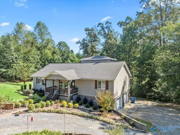1640 Kuykendall Rd, Albertville, AL 35951