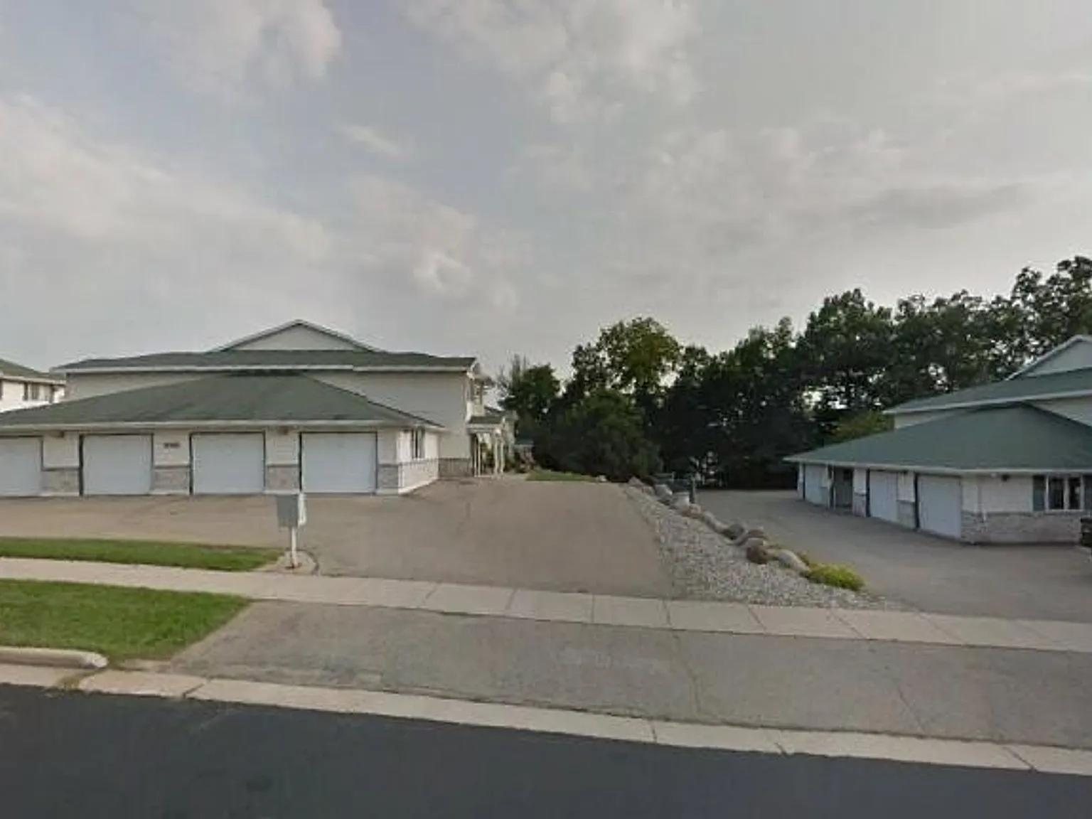 River Ridge Apartments-Waupaca — Photo 4