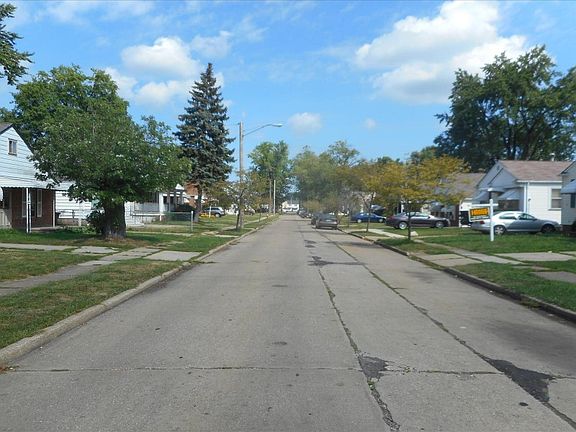 5th image of 4485 W 170th St