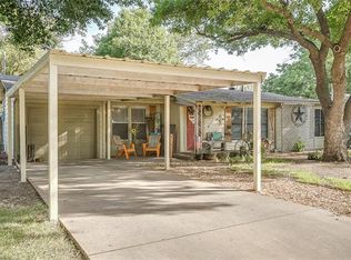 1114 Bales St, Cleburne, TX 76033