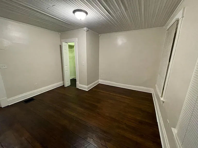 287 E Woodrow Ave — Photo 10